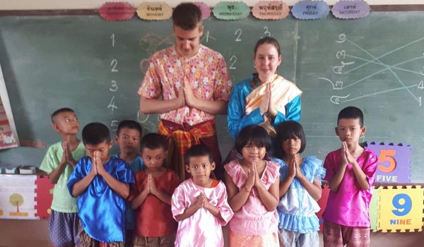 volunteering in cambodia orphanage
