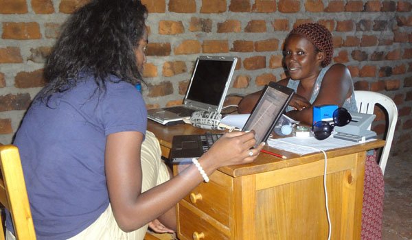 volunteer providing medical support in ghana