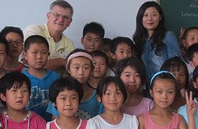 volunteers in china teaching